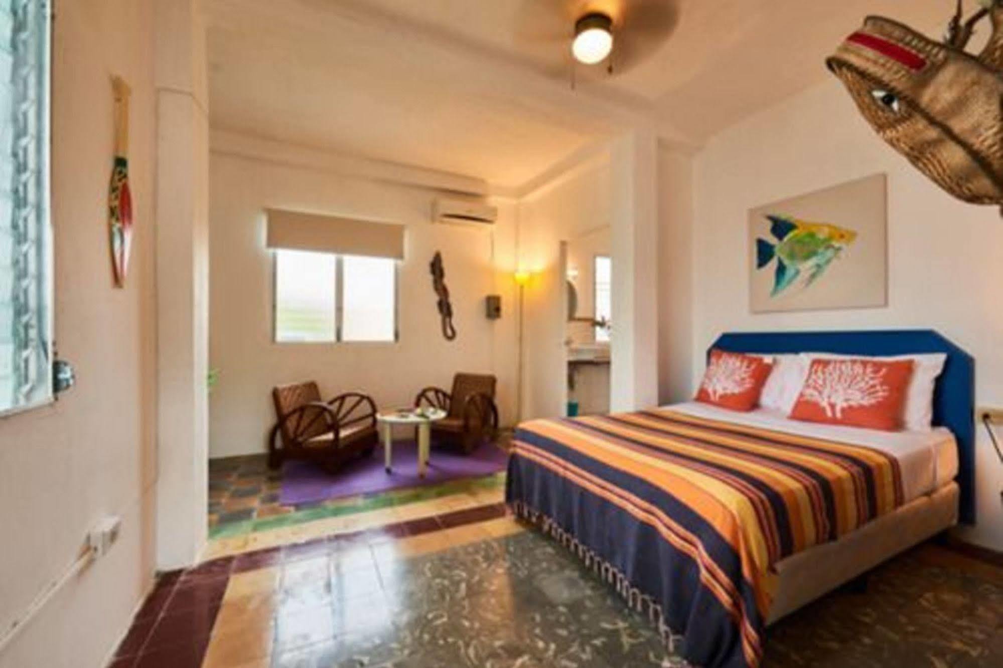 Casa Del Rayo Verde Hotelito Solidario Portobelo Buitenkant foto
